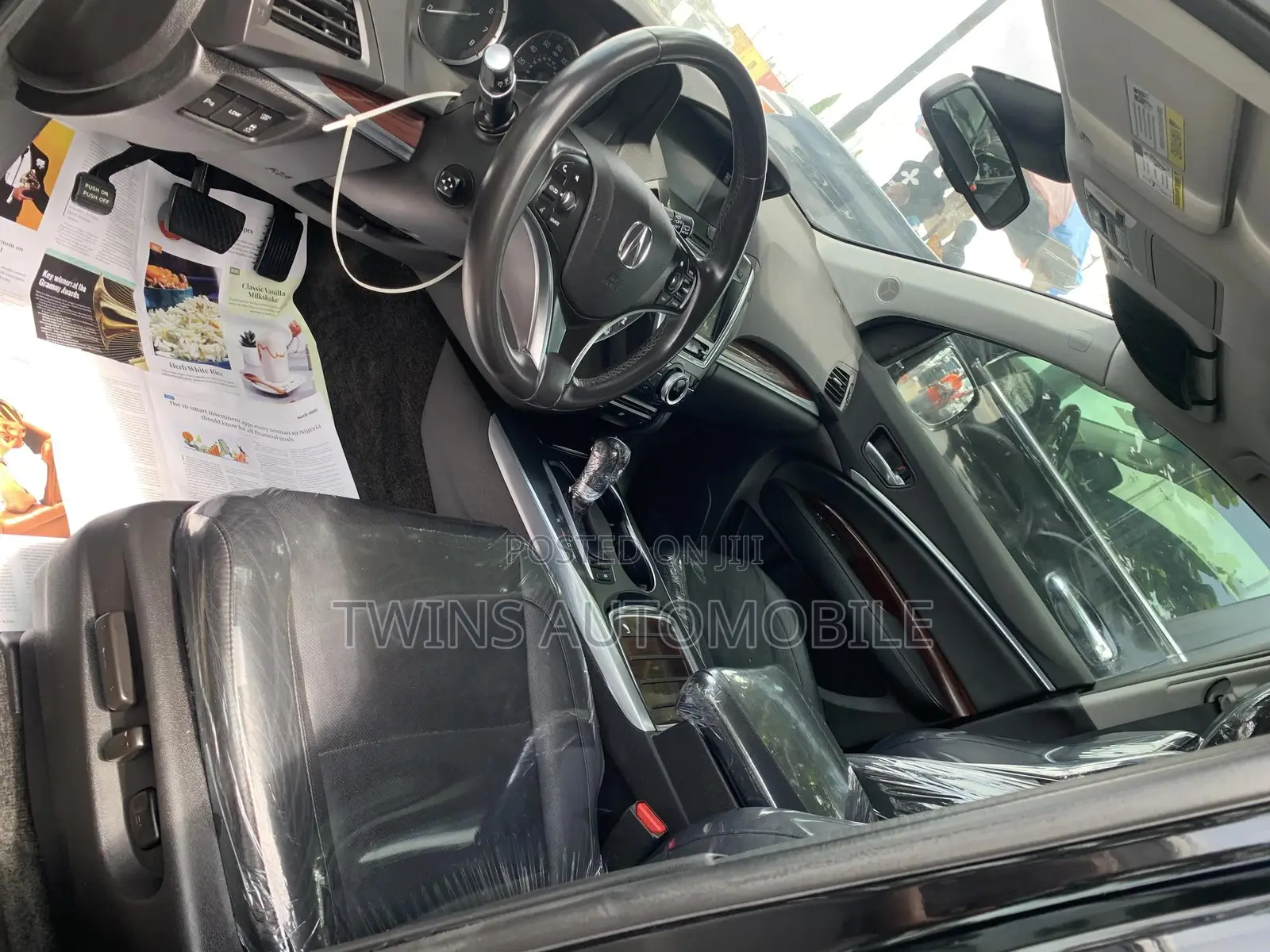 Acura MDX Advance and Entertainment Packages 4dr SUV (3.5L 6cyl 6A)