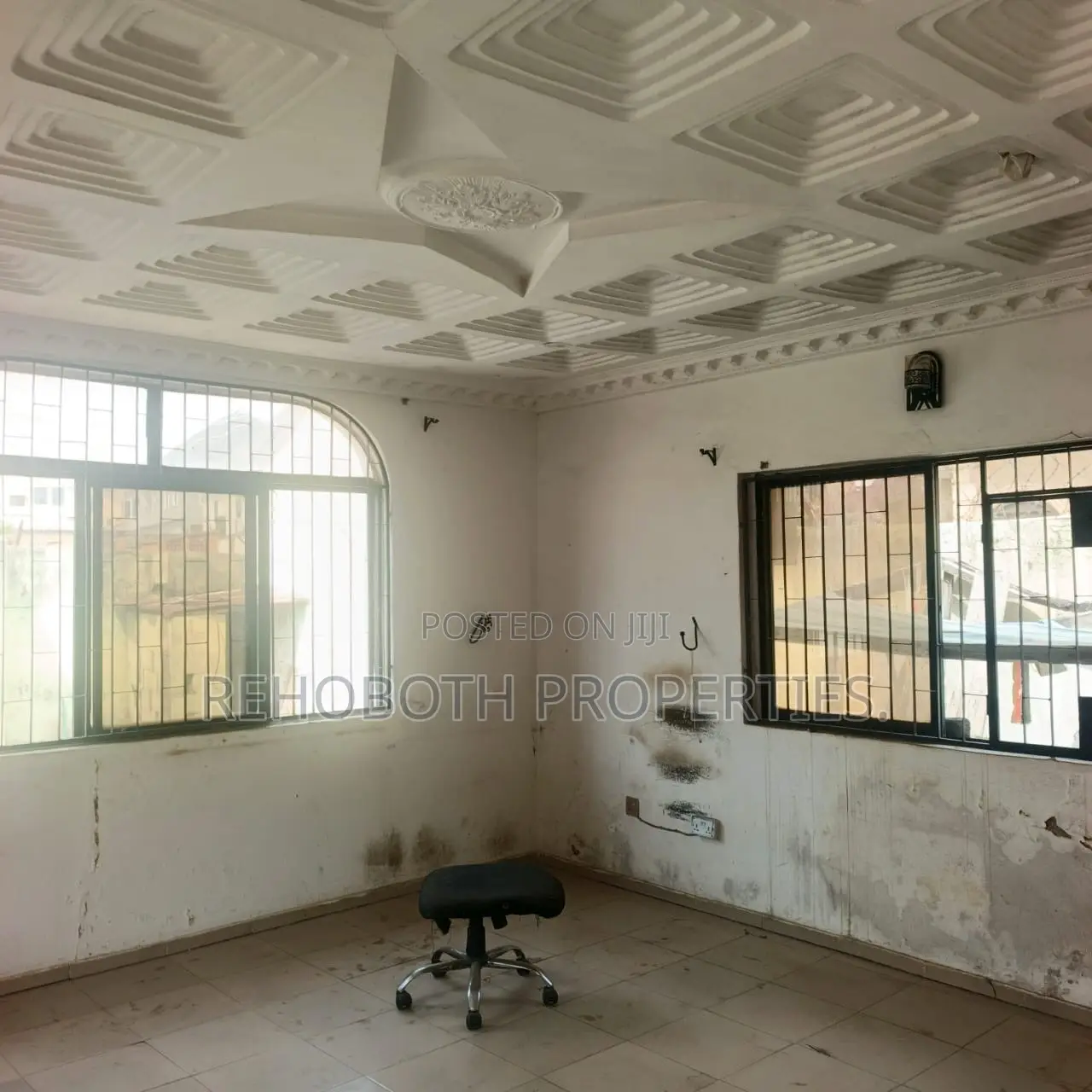 5bdrm Bungalow in Aare Opp Rehoboth, Oluyole for rent