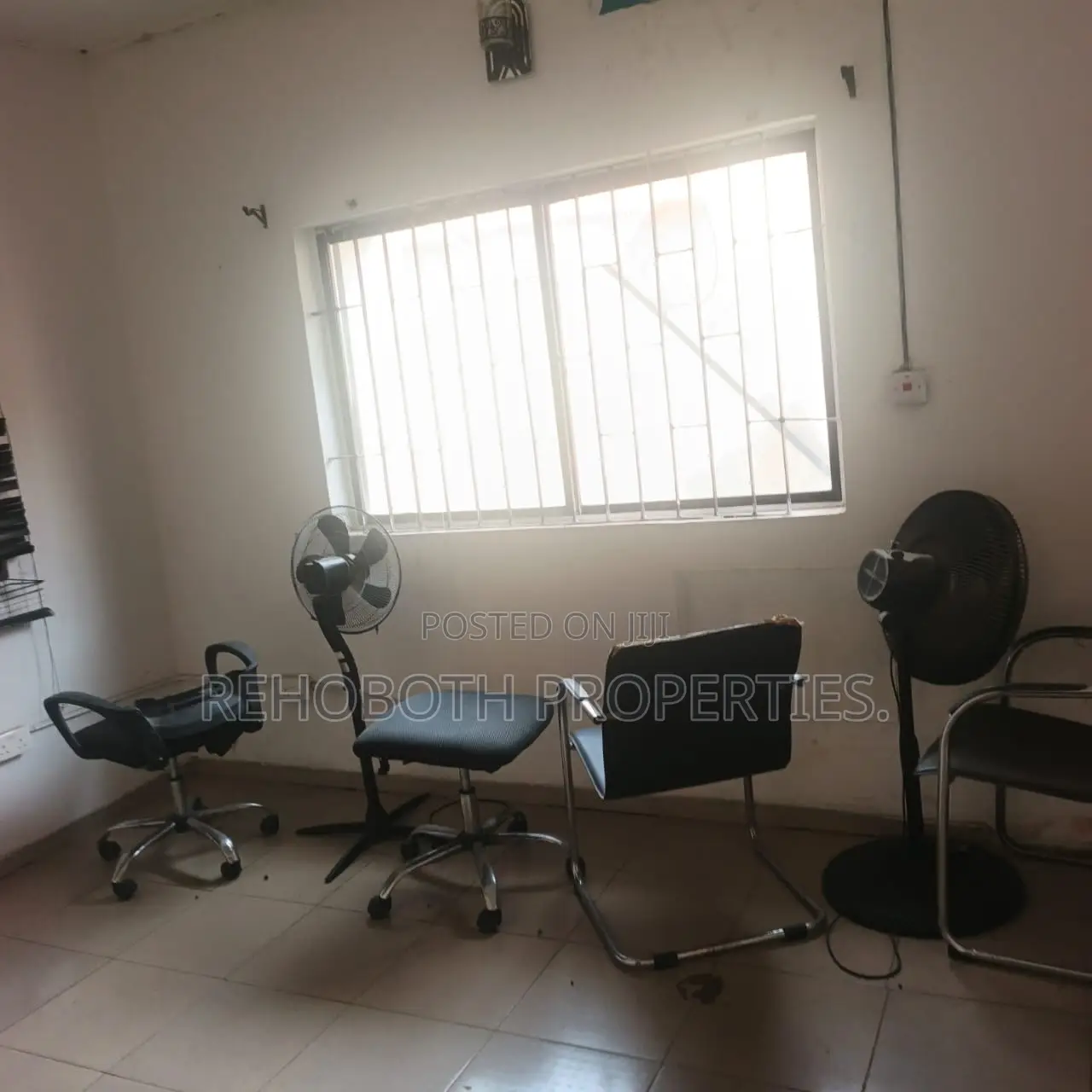 5bdrm Bungalow in Aare Opp Rehoboth, Oluyole for rent