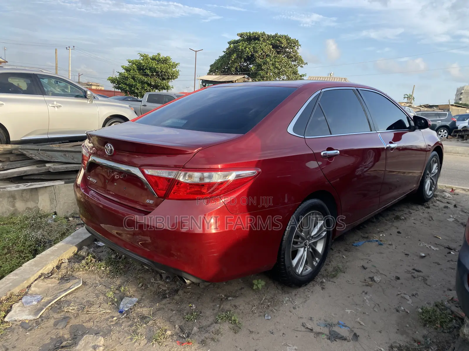 Toyota Camry SE 4dr Sedan (2.5L 4cyl 6A) 2015 Red
