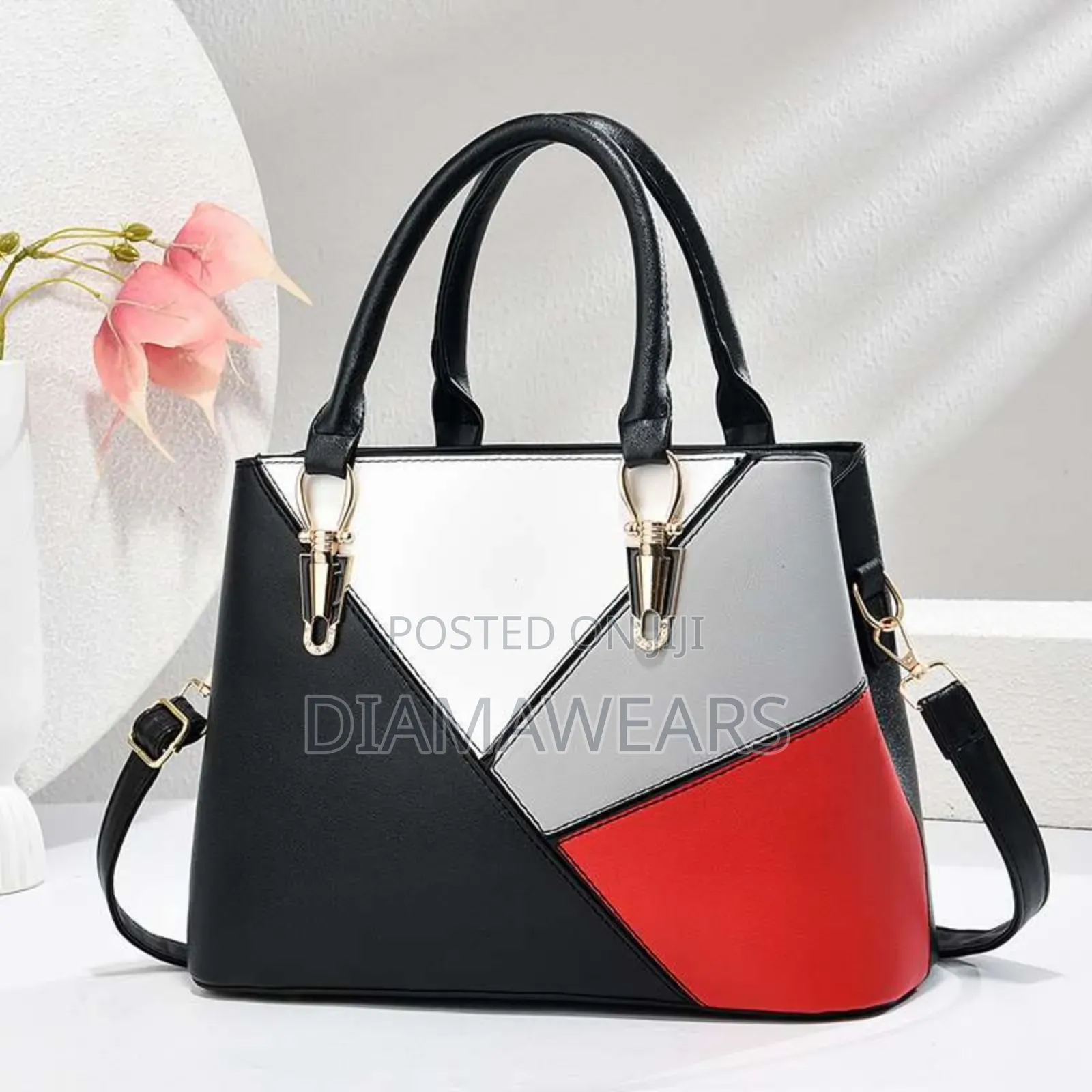 Ladies Multicolour 3 Compartment Jand Bags We
