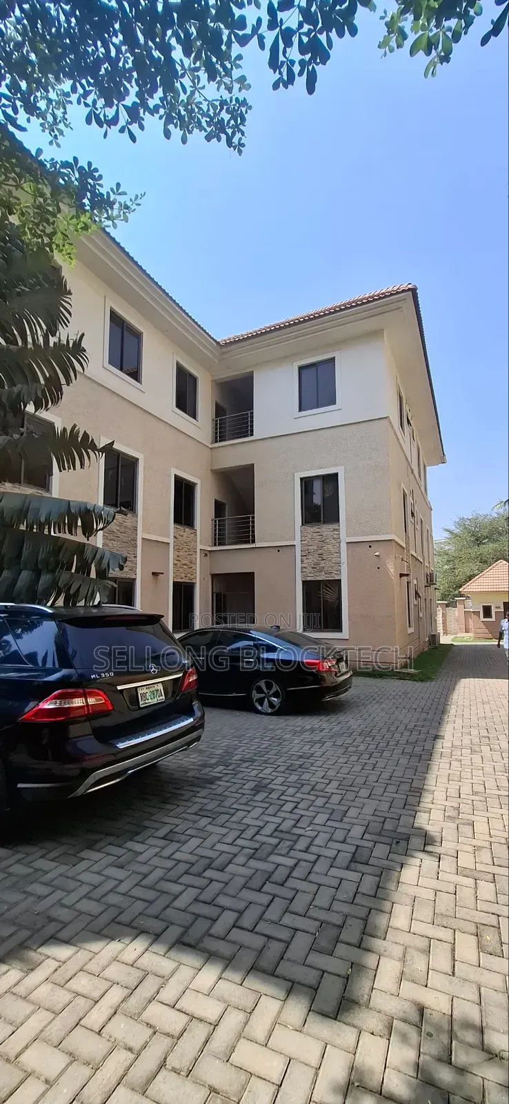 3bdrm Apartment in Guzape District for sale