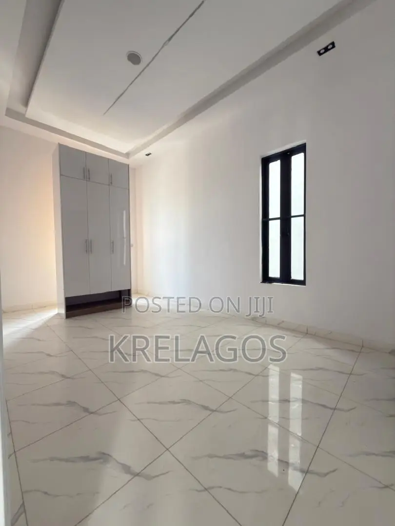 5bdrm Duplex in Orchid, Chevron for sale