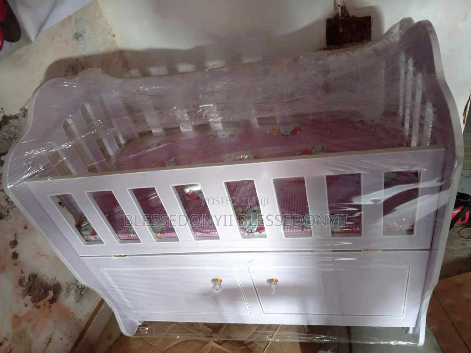 Foreign Baby Bed