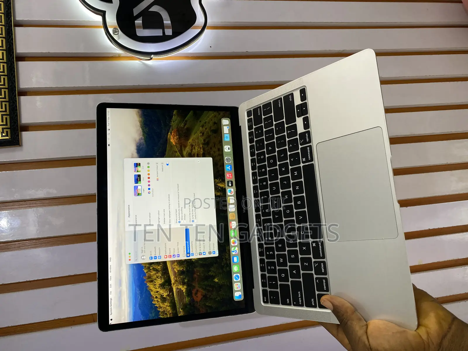 Laptop Apple MacBook Air 2020 8GB Intel Core i5 SSD 512GB