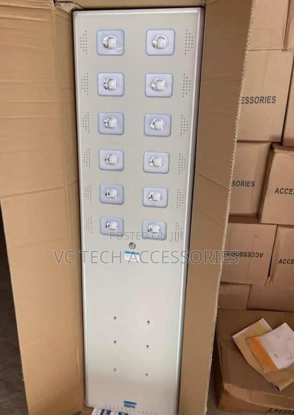 Wakatek 12 Eye Solar Street Light