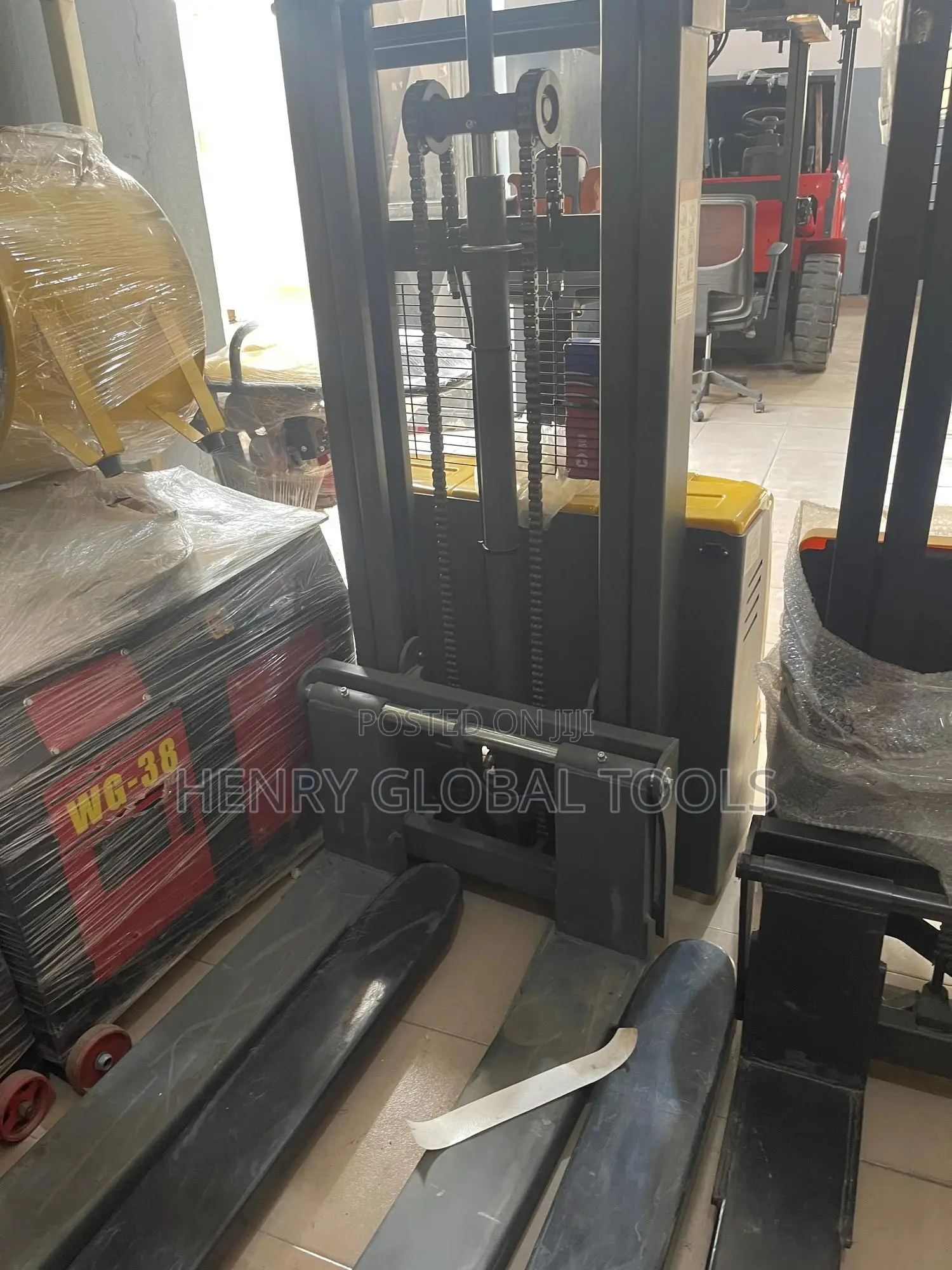 2ton 2000kg Electric Stacker Full Electric Forklift