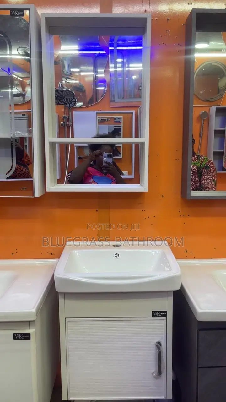 Cabinets Basin