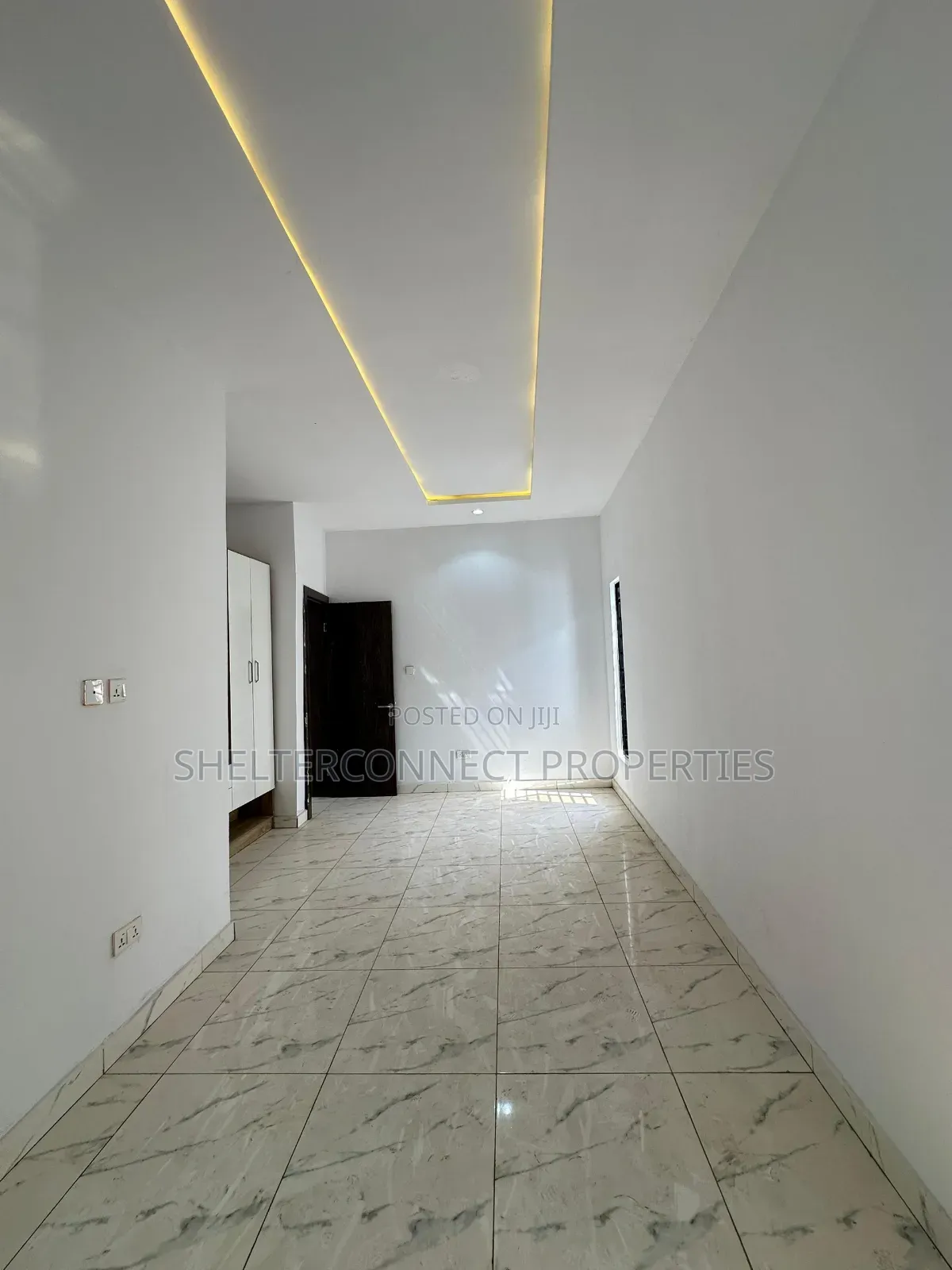 4bdrm Duplex in Ikota for sale