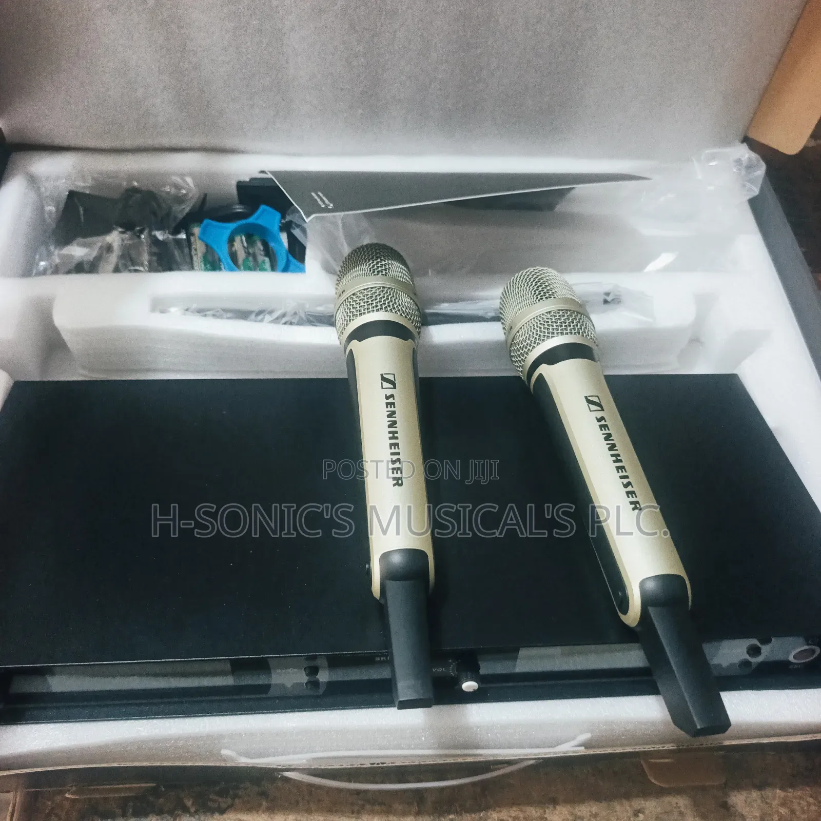 Original Professional SKM-9000 Sennheiser Wireless Microphone.