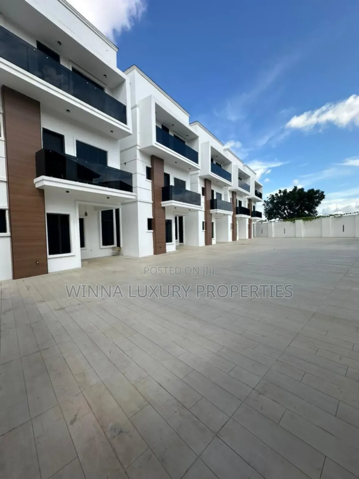 5bdrm Townhouse / Terrace in Wuse Zones for rent