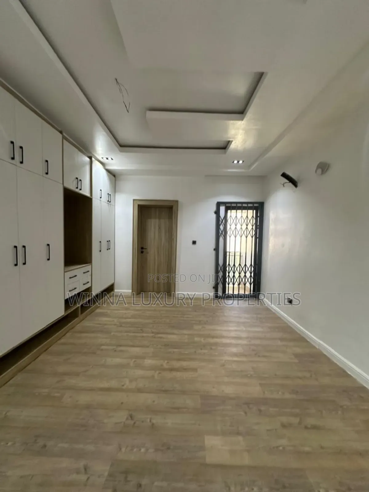 5bdrm Townhouse / Terrace in Wuse Zones for rent