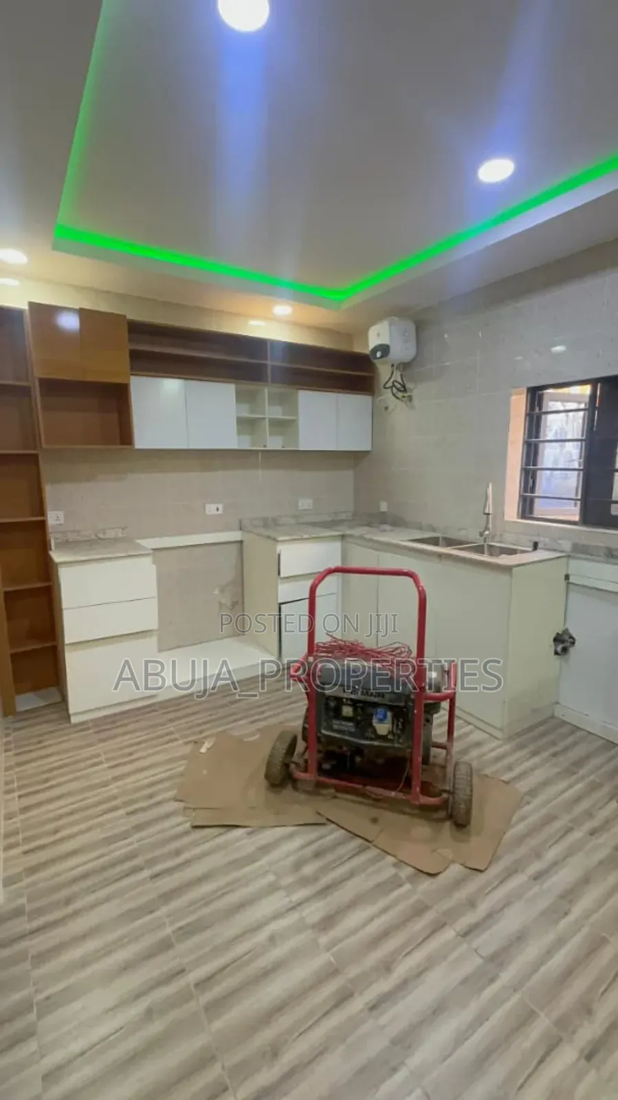 3bdrm Duplex in Gaduwa for sale