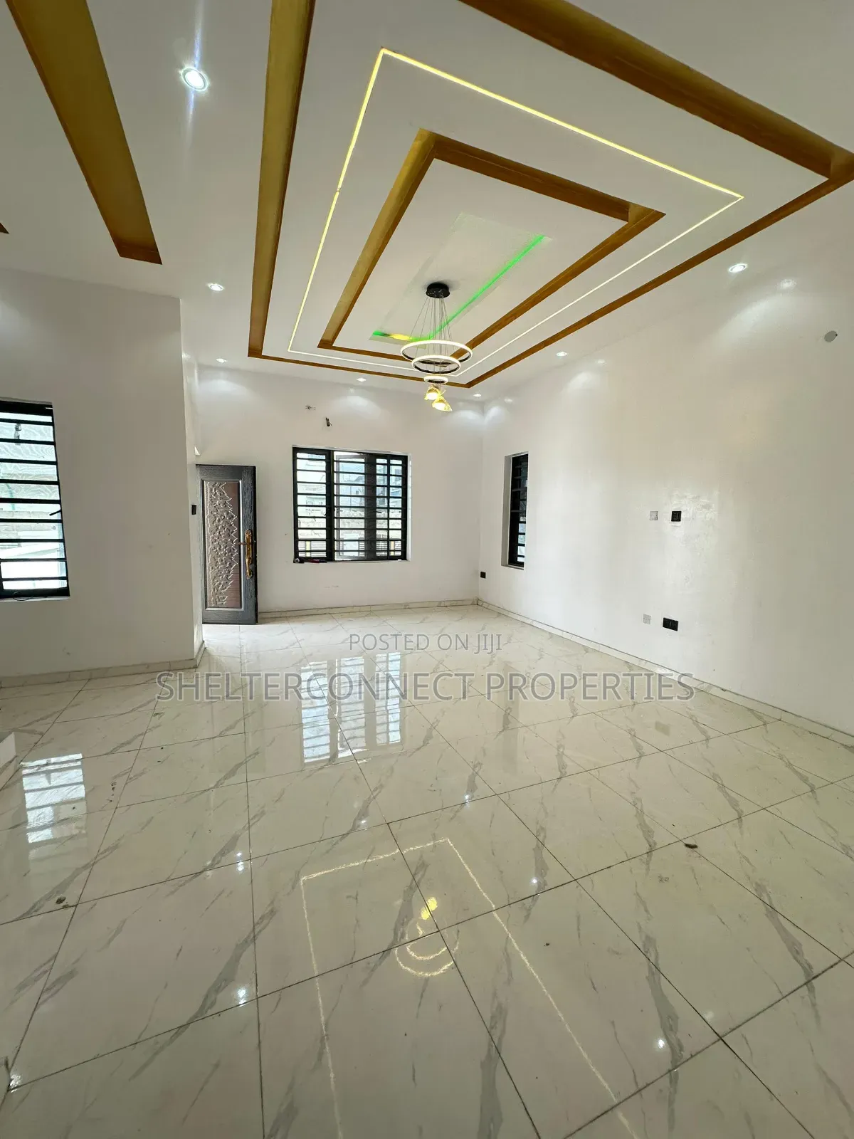 4bdrm Duplex in Ikota for sale