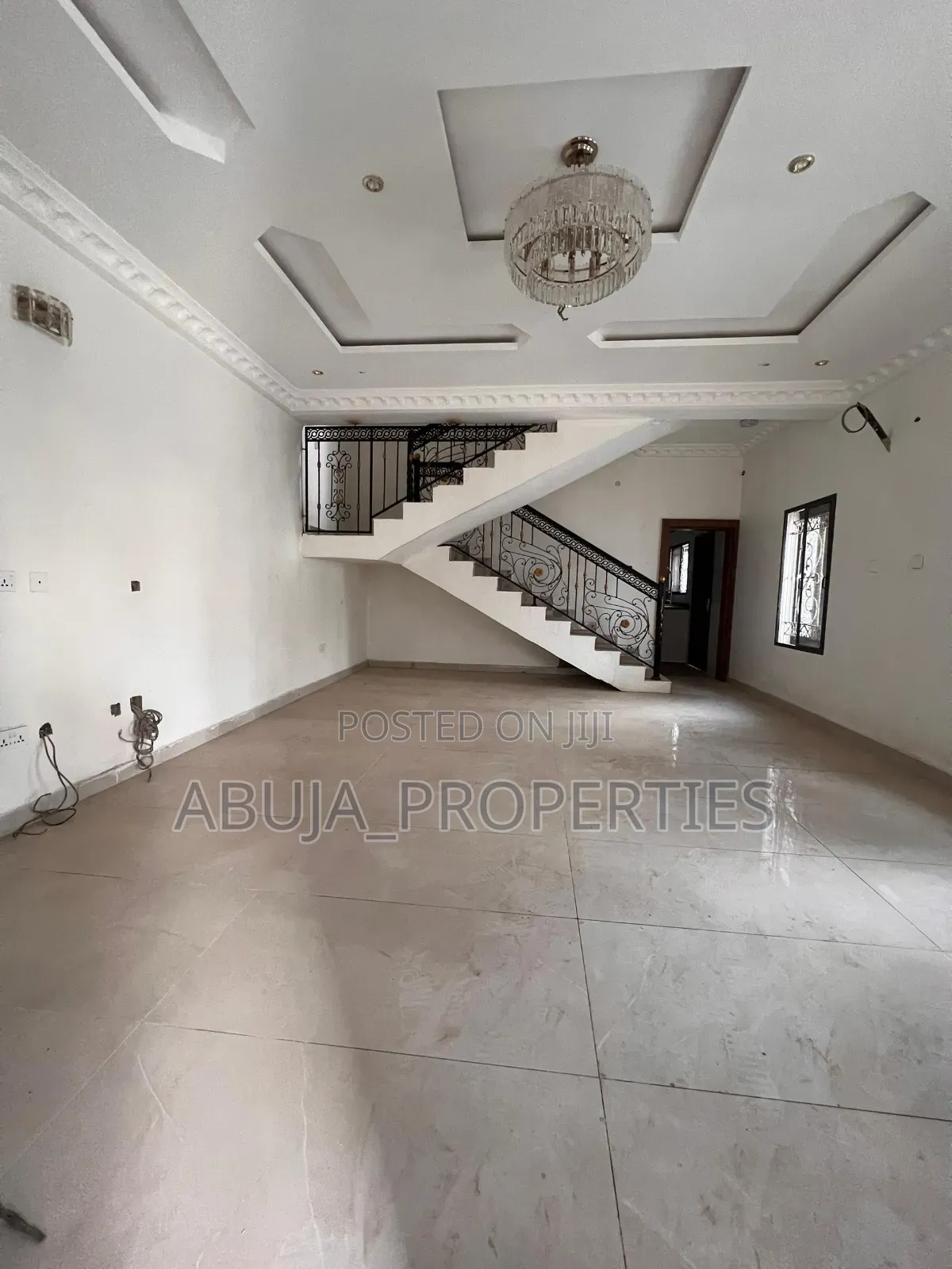 4bdrm Duplex in Wuse for sale