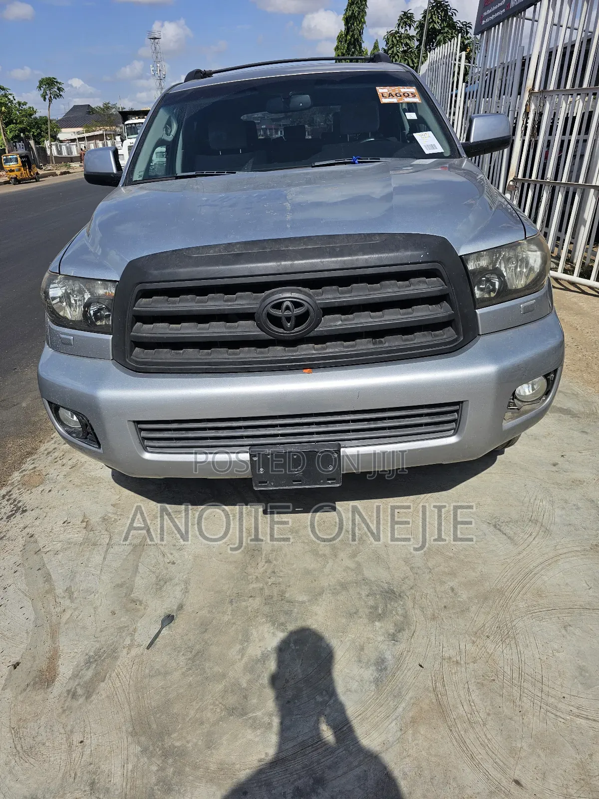 Toyota Sequoia SR5 4dr SUV 2WD (4.7L 8cyl 5A) 2008 Silver