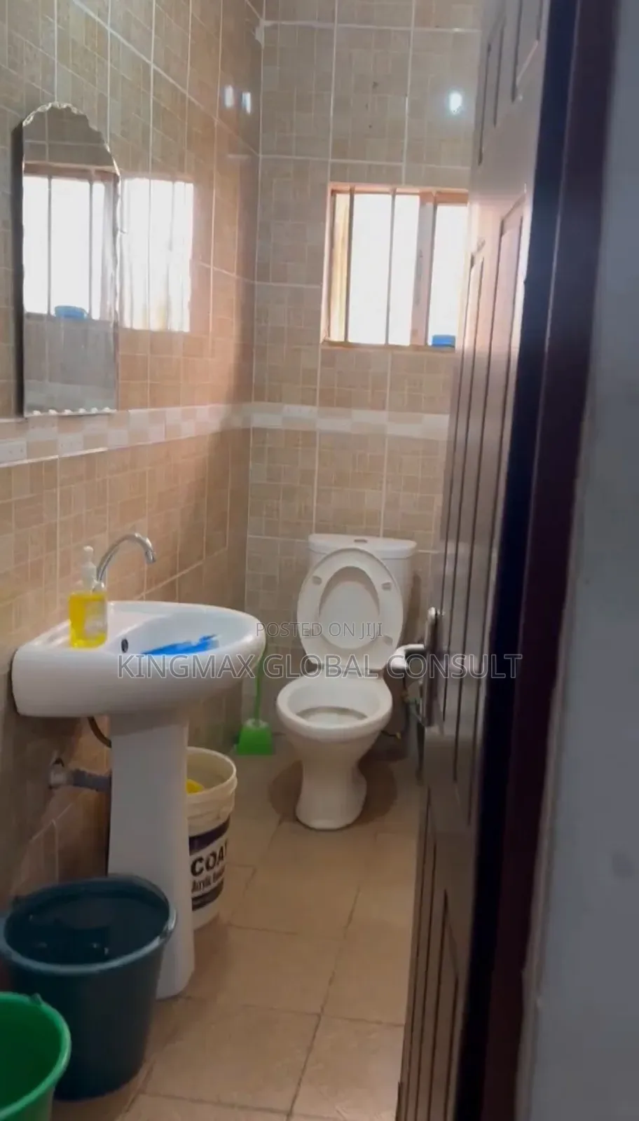 2bdrm Block of Flats in Wuye Abuja for sale
