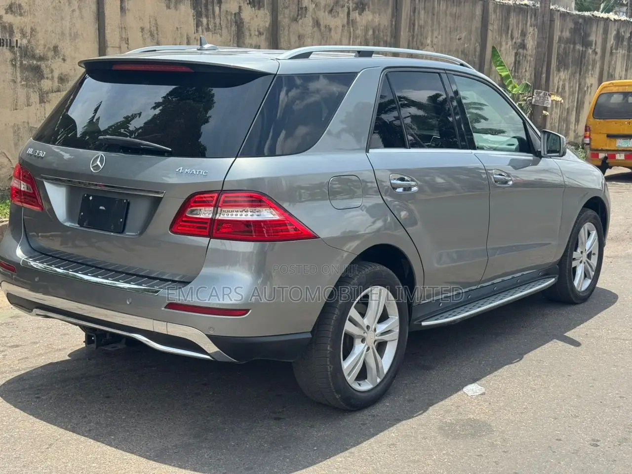 Mercedes-Benz M Class ML350 4MATIC 4dr SUV AWD (3.5L 6cyl 7A) 2015 Gray