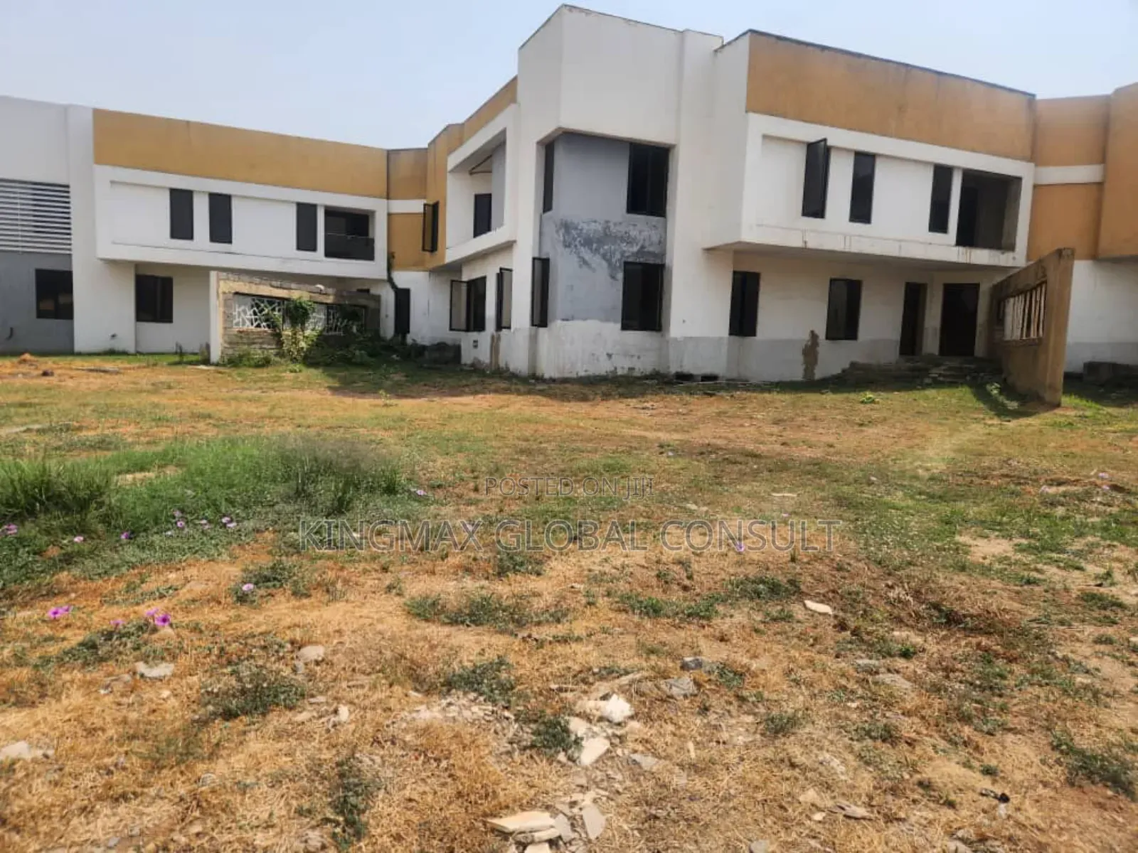 4bdrm Duplex in Life Camp Abuja for sale