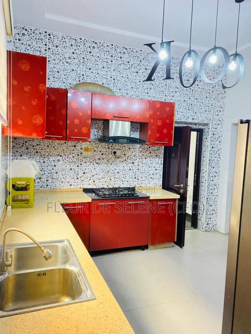Luxurious 4 Bedroom Duplex