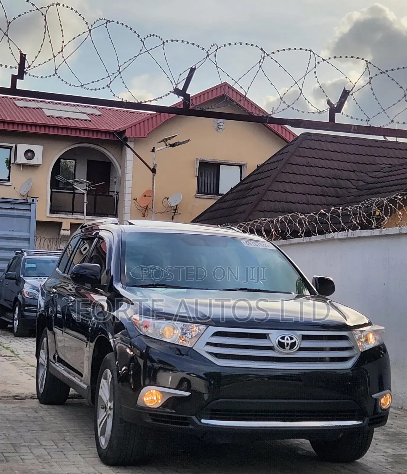 Toyota Highlander Limited 3.5l 4WD 2013 Black