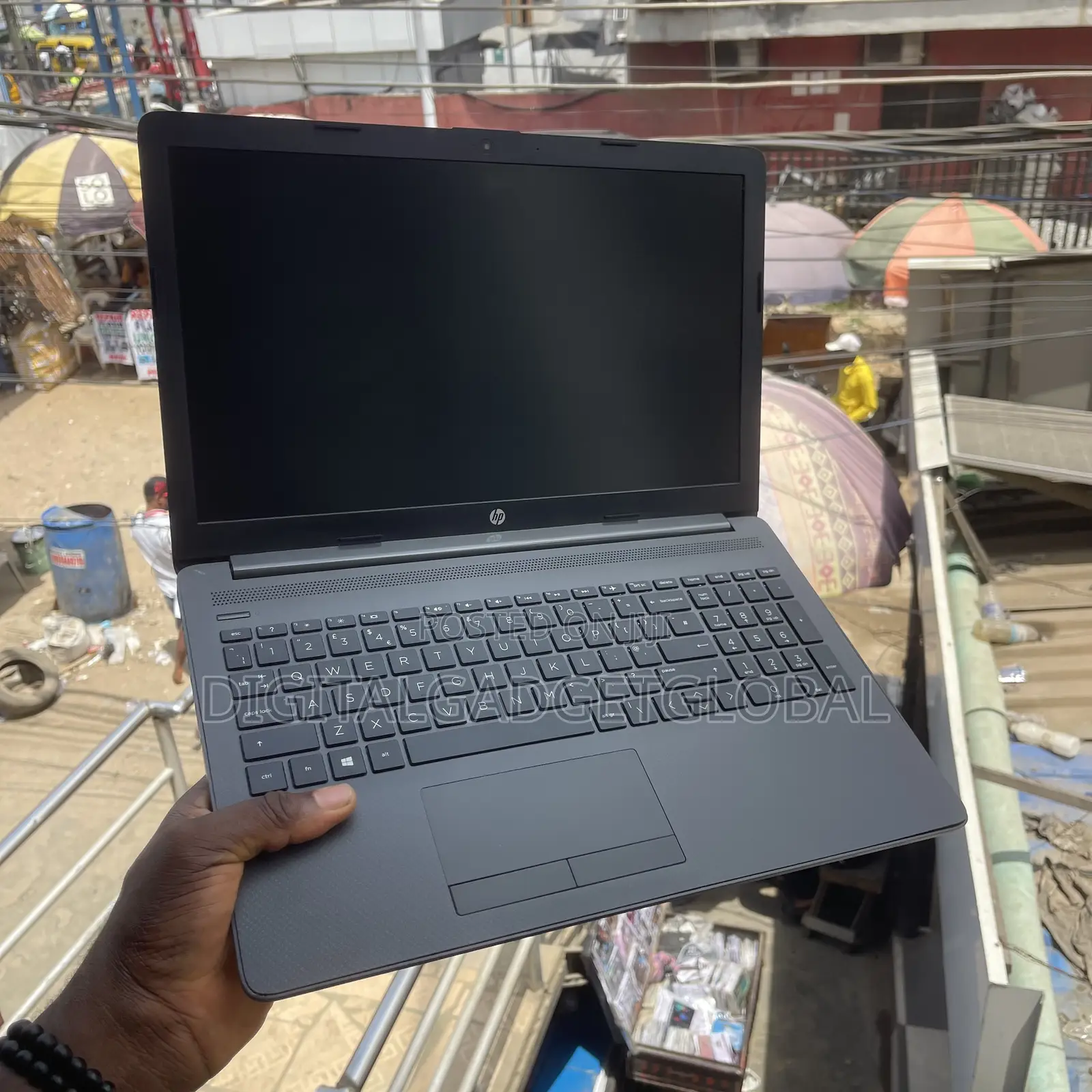 Laptop HP 255 G8 8GB AMD Ryzen 3 HDD+SSD 128GB
