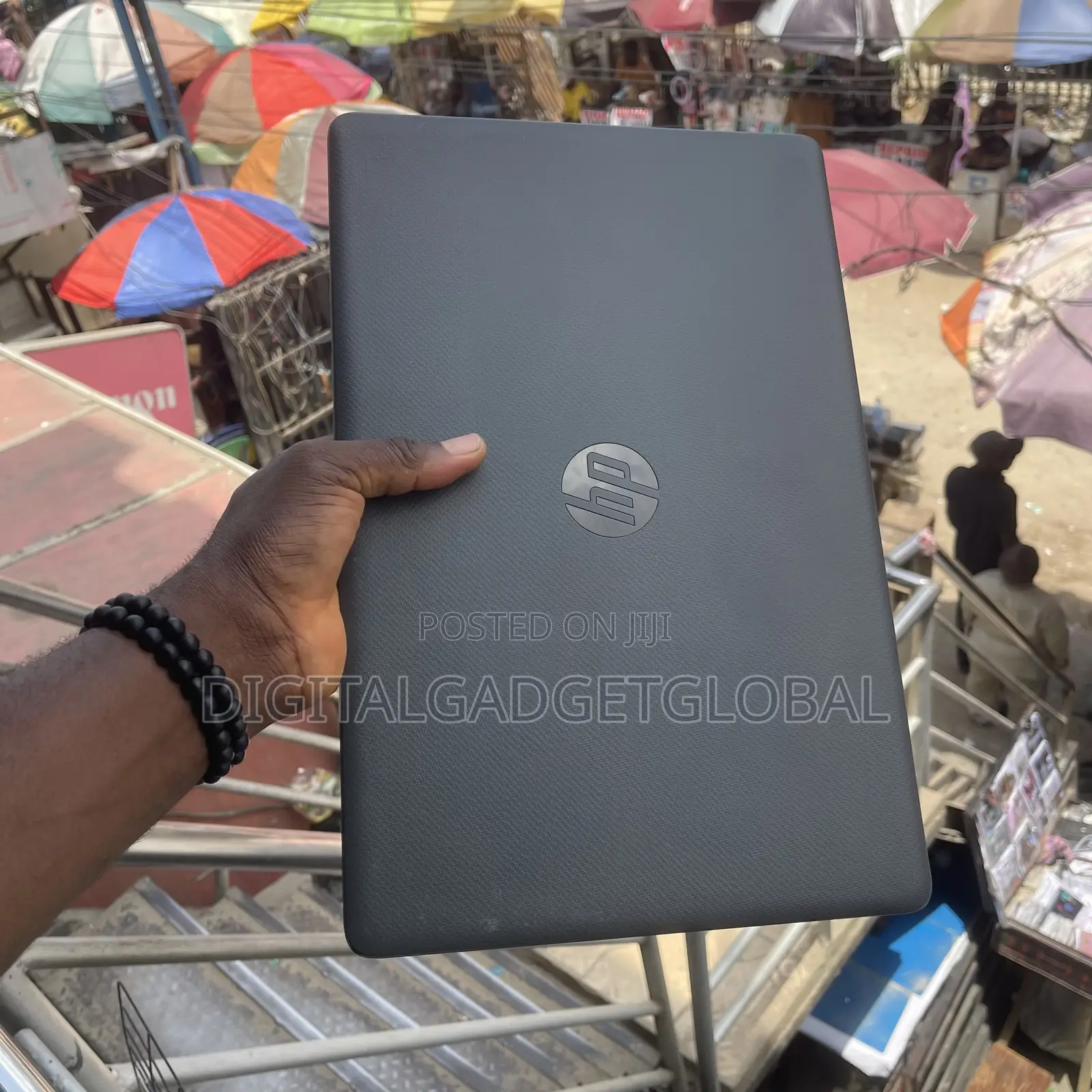 Laptop HP 255 G8 8GB AMD Ryzen 3 HDD+SSD 128GB