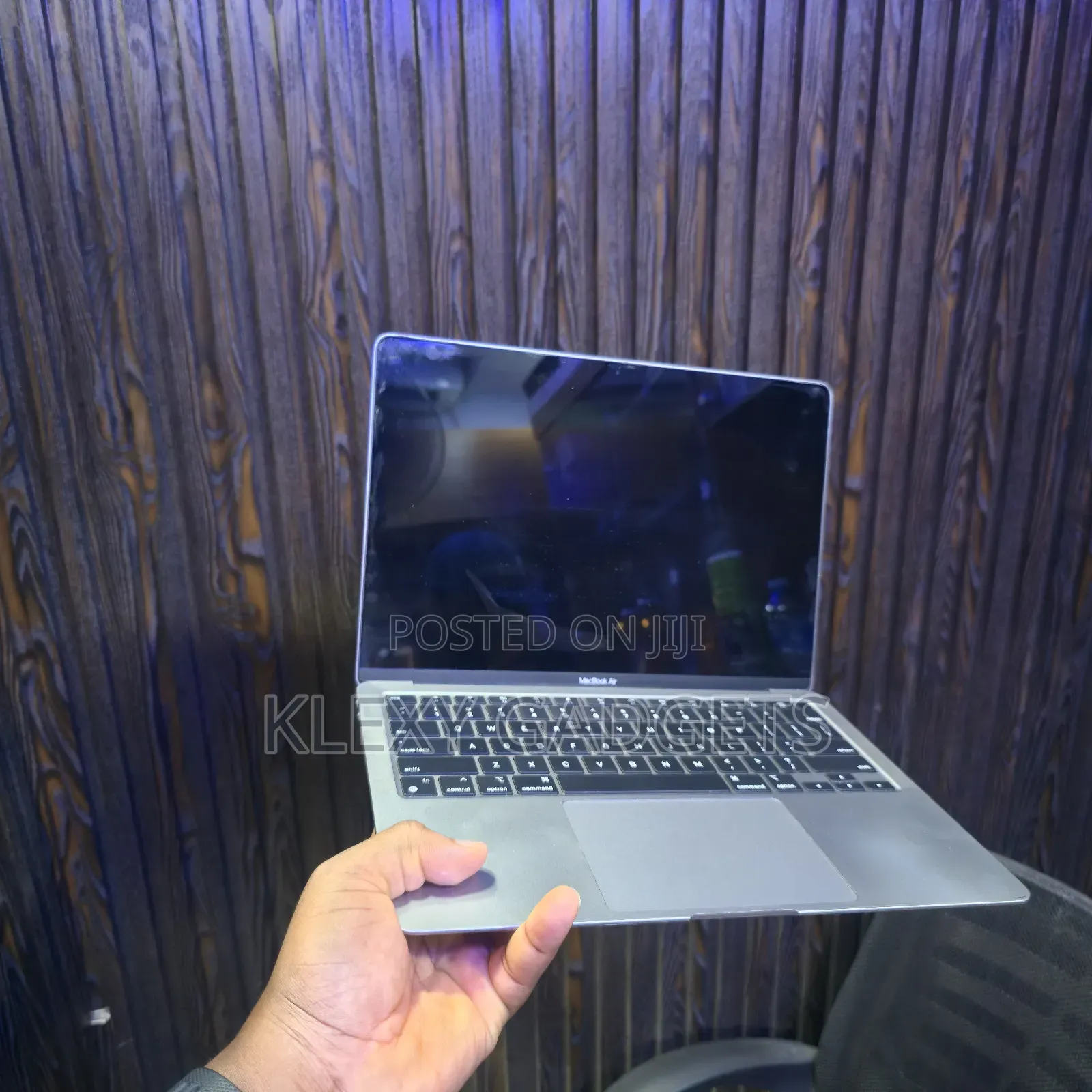Laptop Apple MacBook Air 2020 M1 8GB Apple M1 SSD 512GB