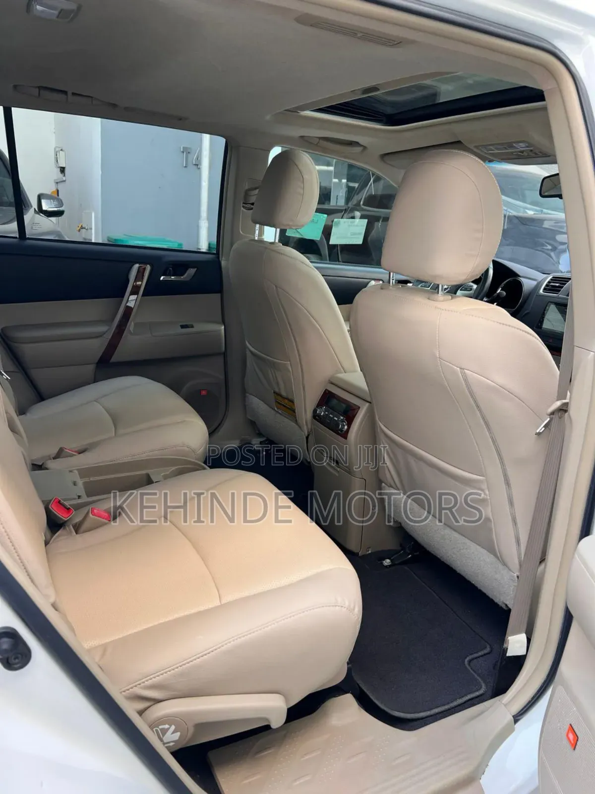 Toyota Highlander Limited 3.5l 4WD 2013 White