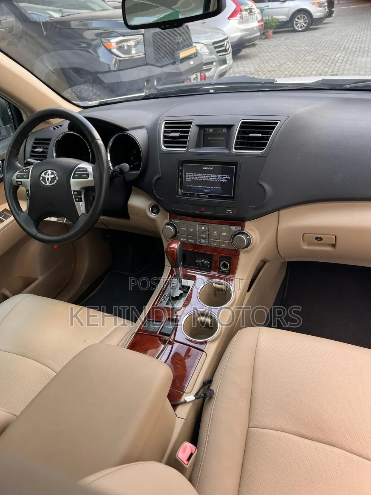 Toyota Highlander Limited 3.5l 4WD 2013 White