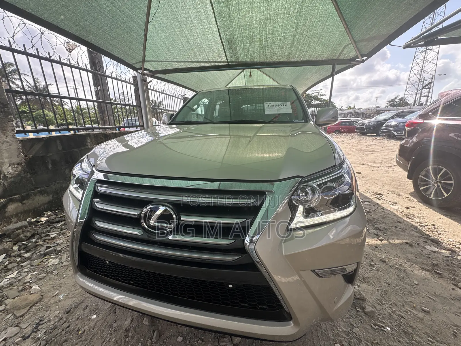Lexus GX 2013 Gold