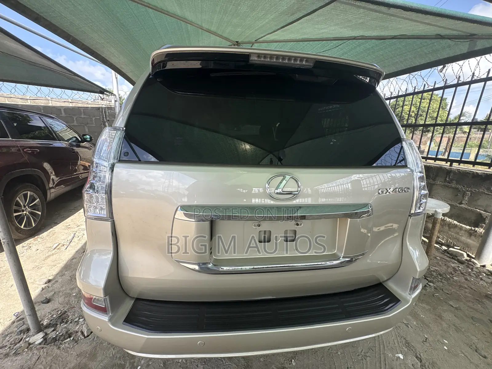 Lexus GX 2013 Gold