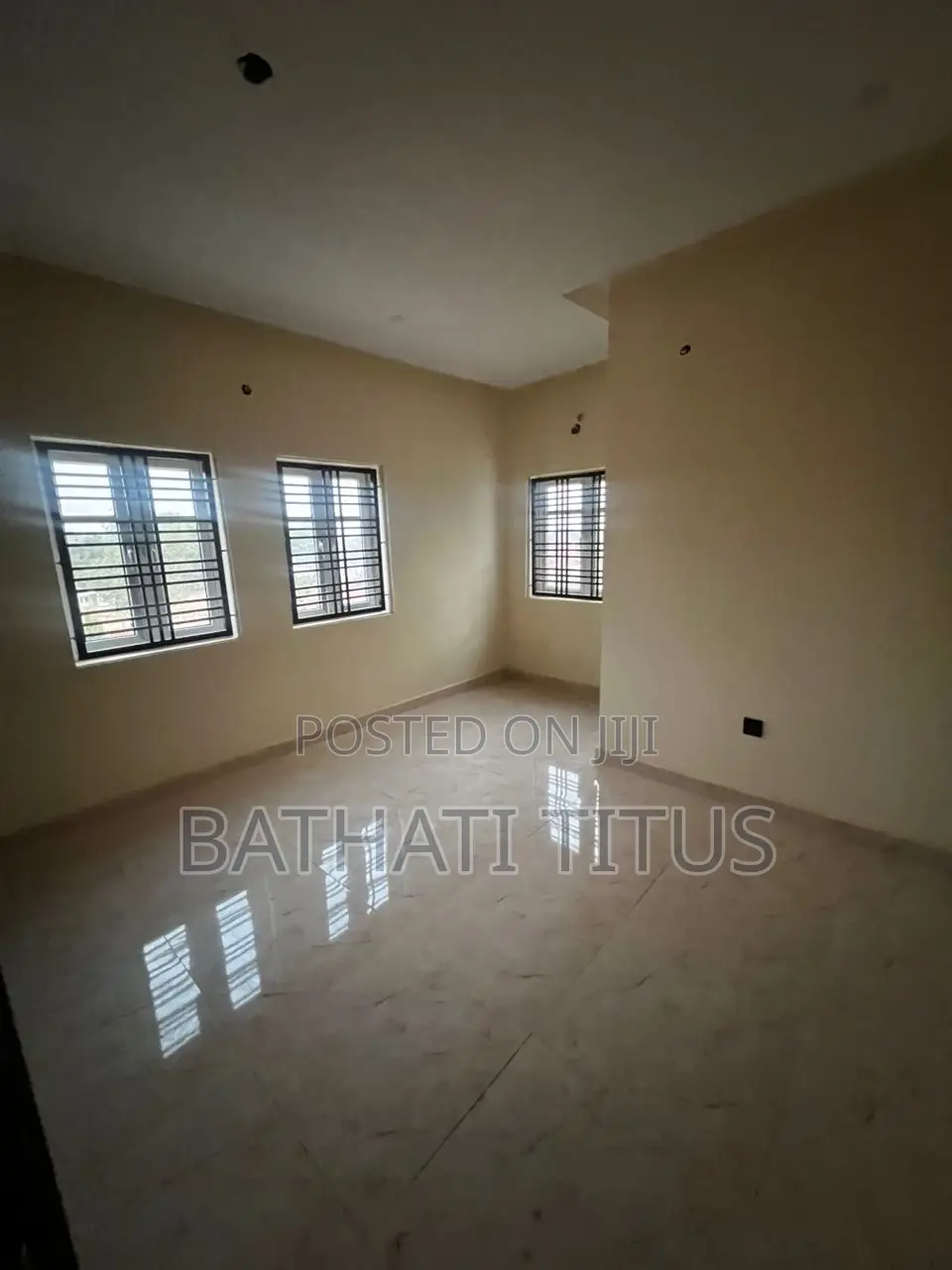 3bdrm Block of Flats in Life Camp for rent