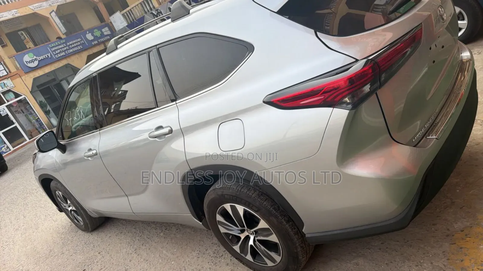 Toyota Highlander XLE AWD 2020 Silver