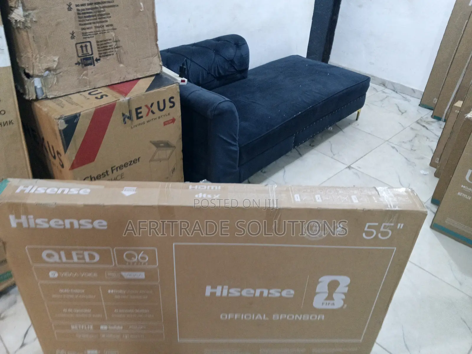 Hisense 55 Qled Stream, Surf, And Shine