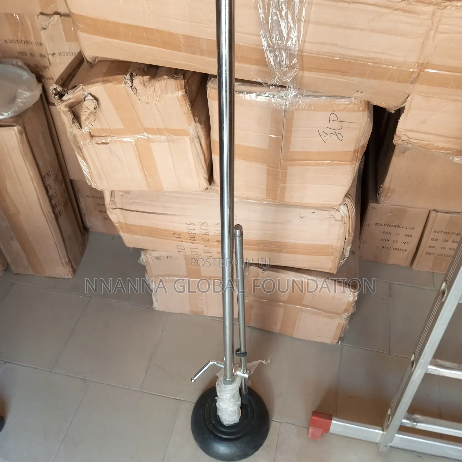 Round Base Microphone Stand
