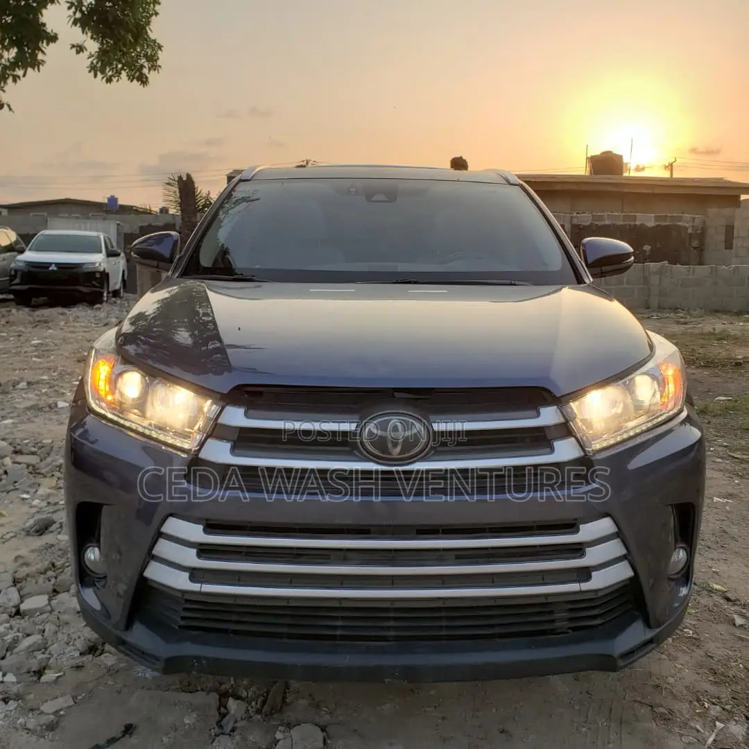 Toyota Highlander Limited 4x4 V6 (3.5L 6cyl 8A) 2018 Blue