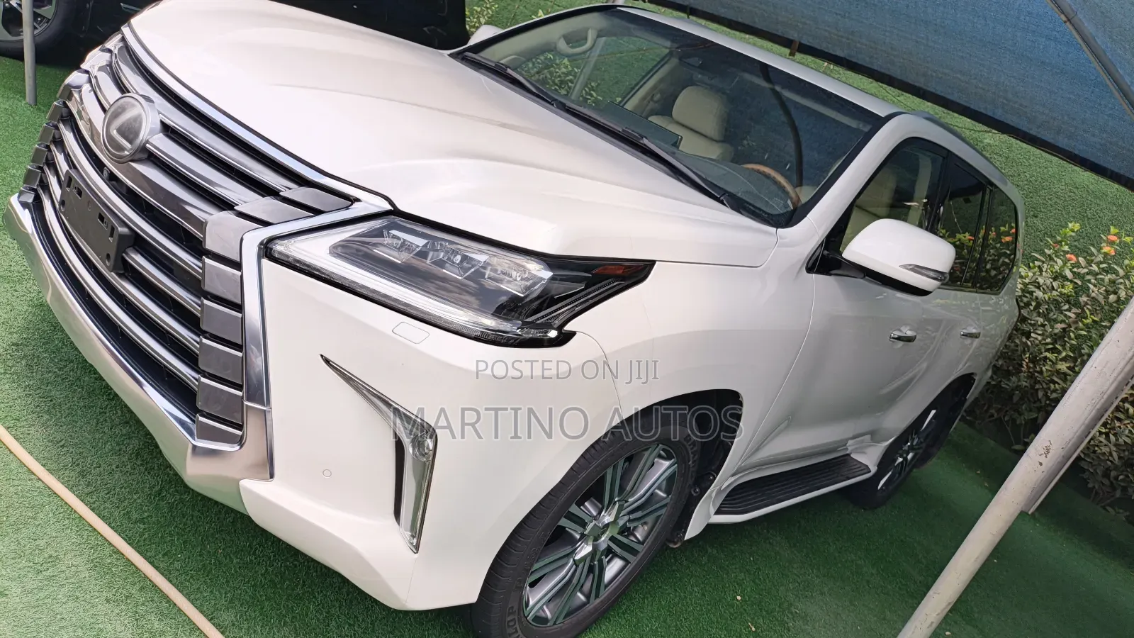 Lexus LX 2017 White