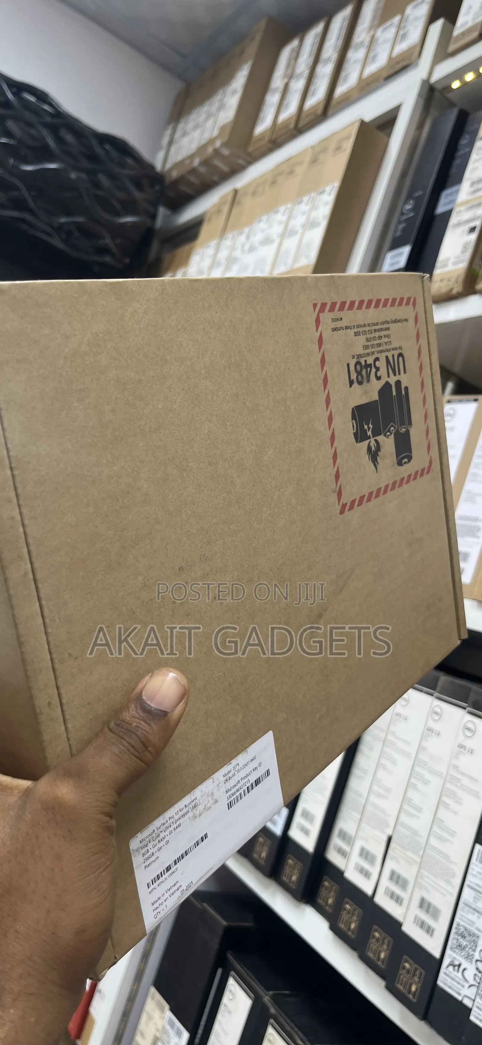New Laptop Microsoft 8GB Intel Core Ultra 5 SSD 256GB