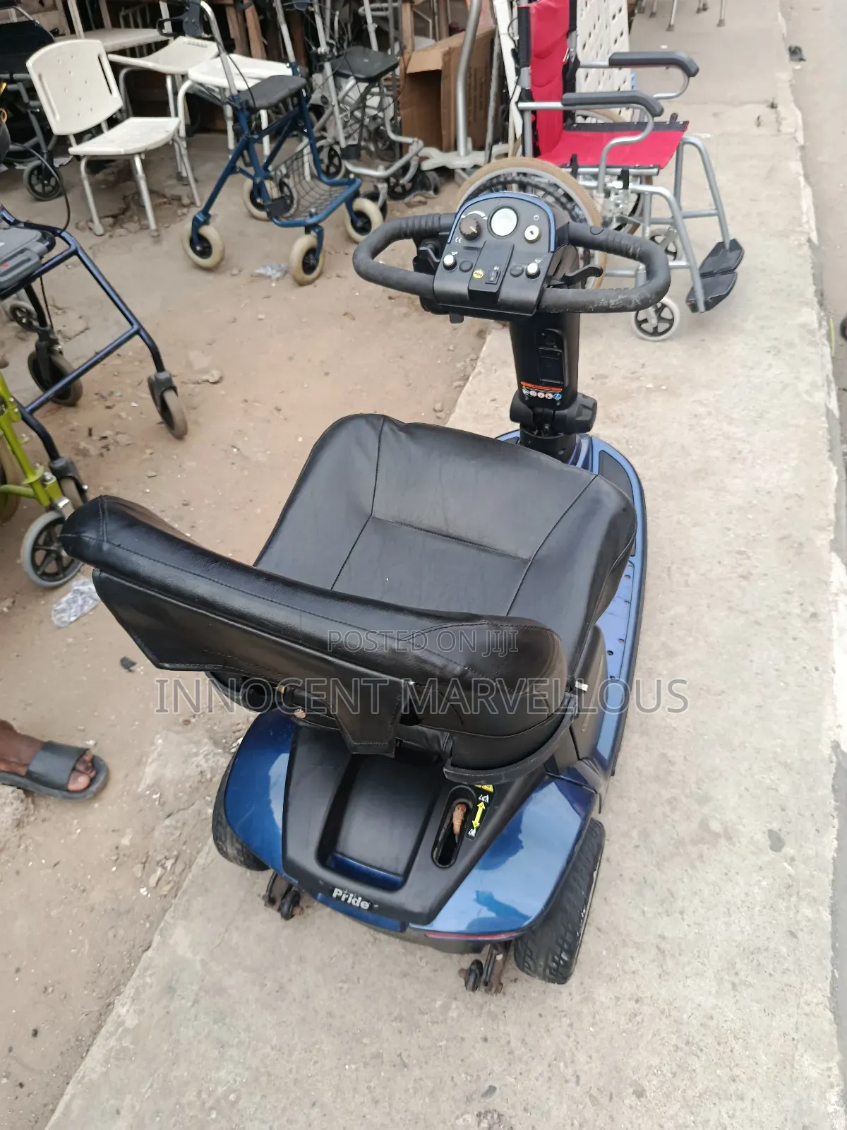 Standard Three Tyre Mobility Scooter Wheelchair