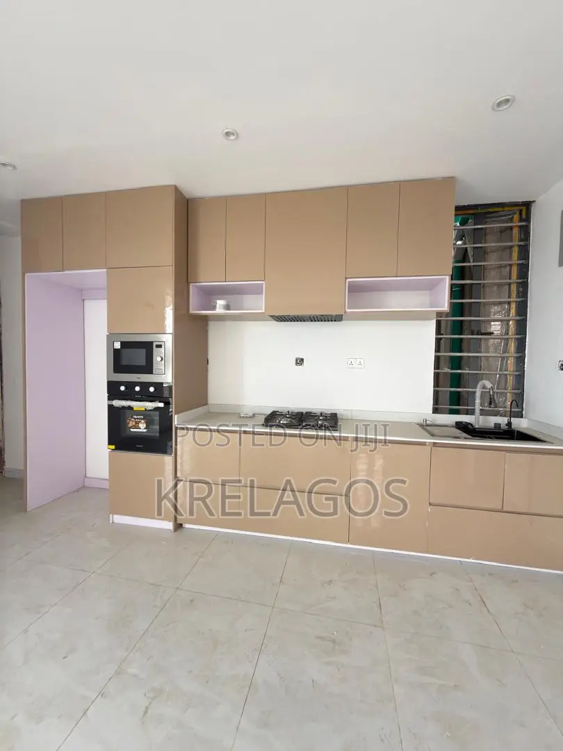 2bdrm Apartment in Ologolo for sale