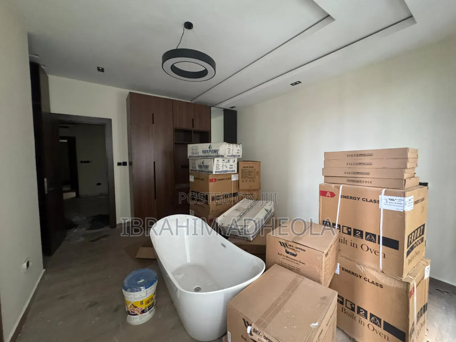 4bdrm Townhouse/Terrace in Omole Phase2 for sale