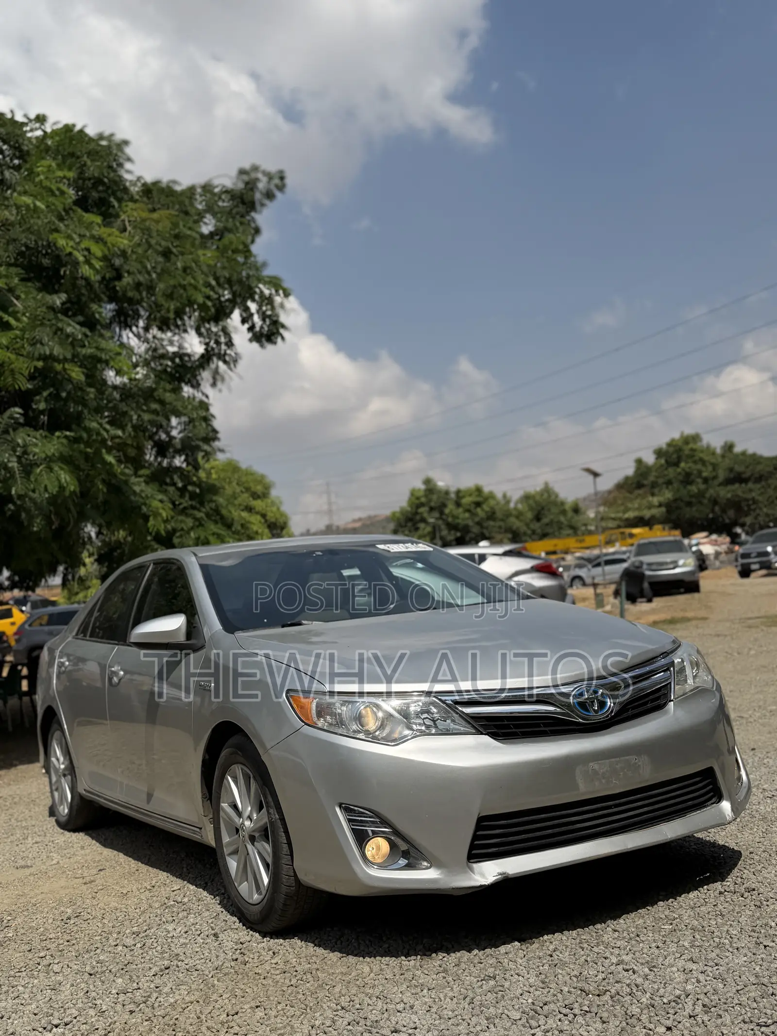 Toyota Camry XLE 4dr Sedan (2.5L 4cyl 6A) 2013 Silver