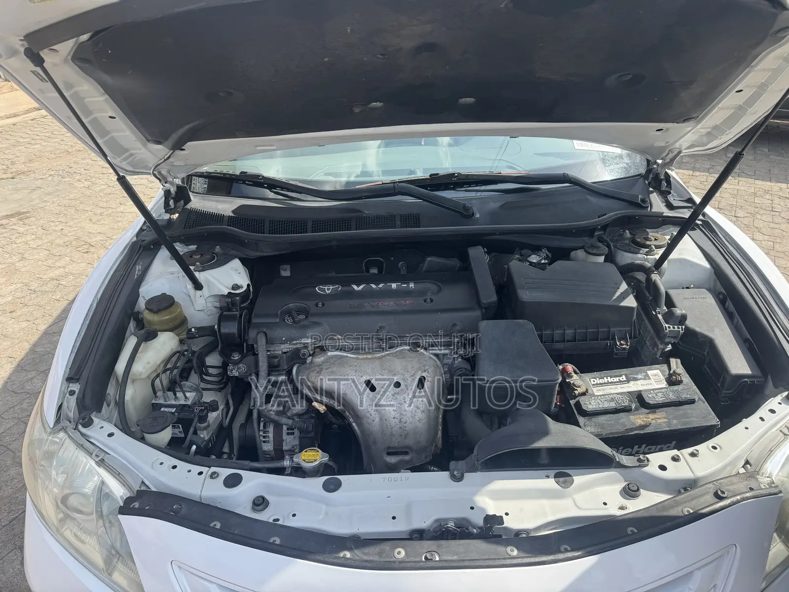 Toyota Camry LE 4dr Sedan (2.4L 4cyl 5A) 2008 White