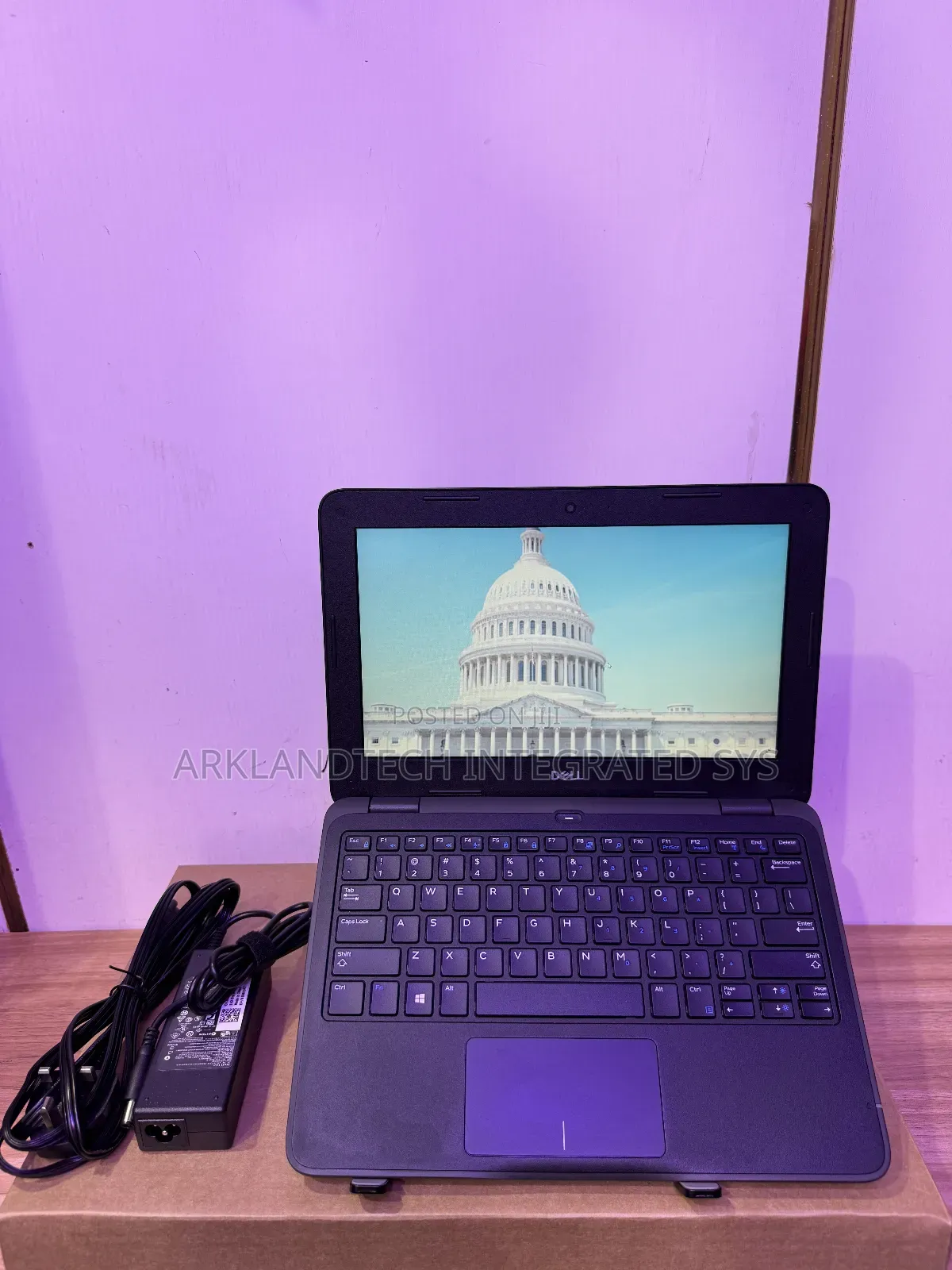 New Laptop Dell Latitude 3350 4GB Intel Celeron SSD 60GB