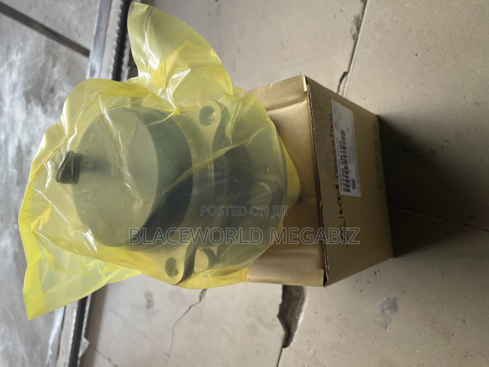 Complete Hub Hyundai Santafee/Kia Sorento 2013