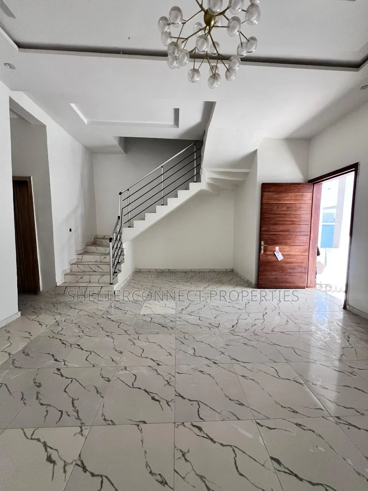 4bdrm Duplex in Ikota for sale