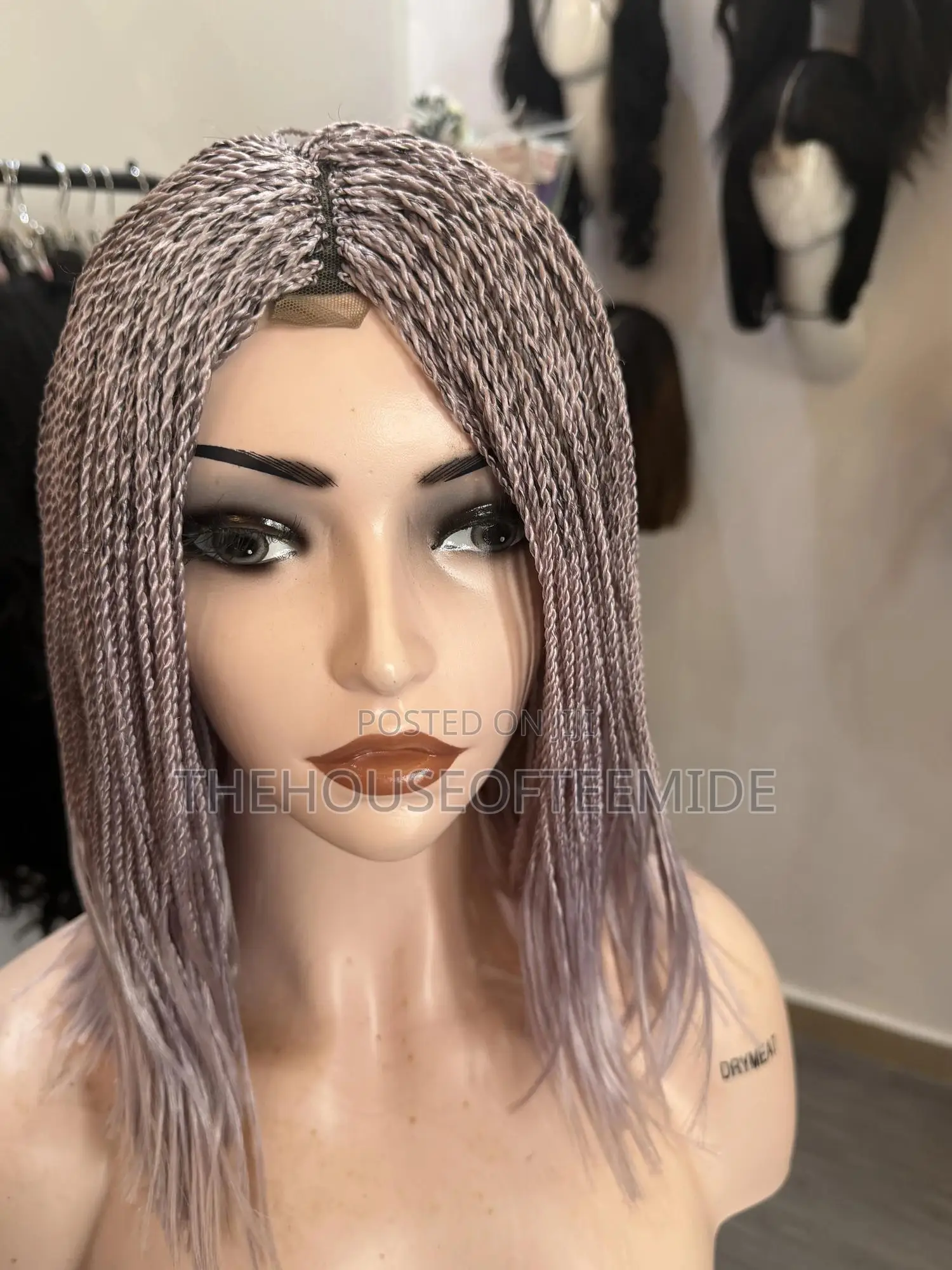 Short Braided Wig