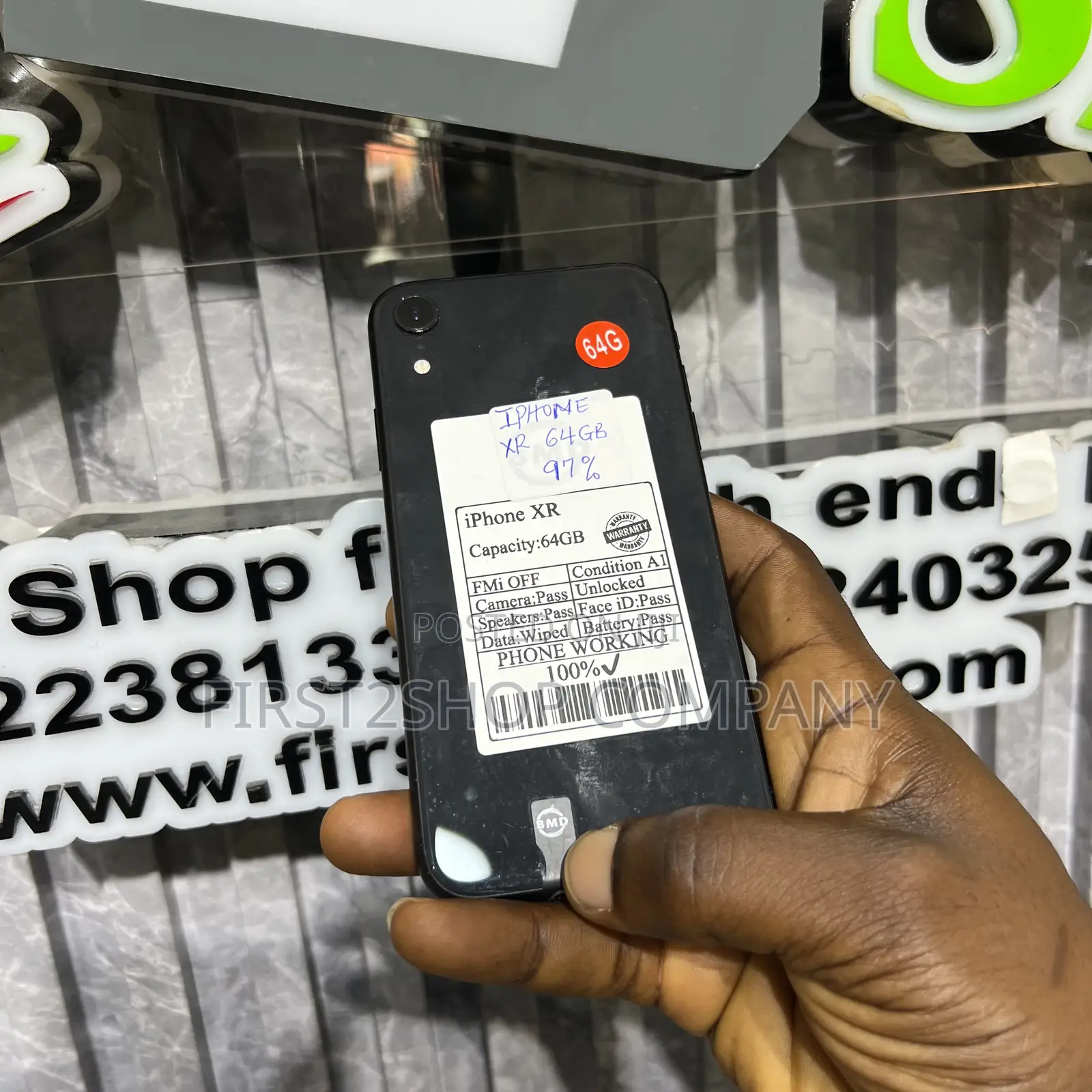 Apple iPhone XR 64 GB Black