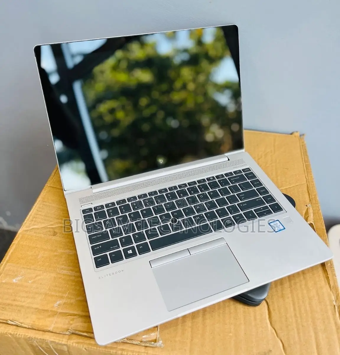 Laptop HP EliteBook 840 G8 16GB Intel Core i7 SSD 512GB